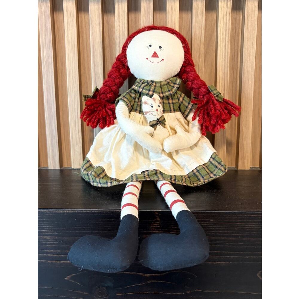 Delton Products Primitive Rag Doll Holding Cat Red Yarn Hair Plaid Dress 20"